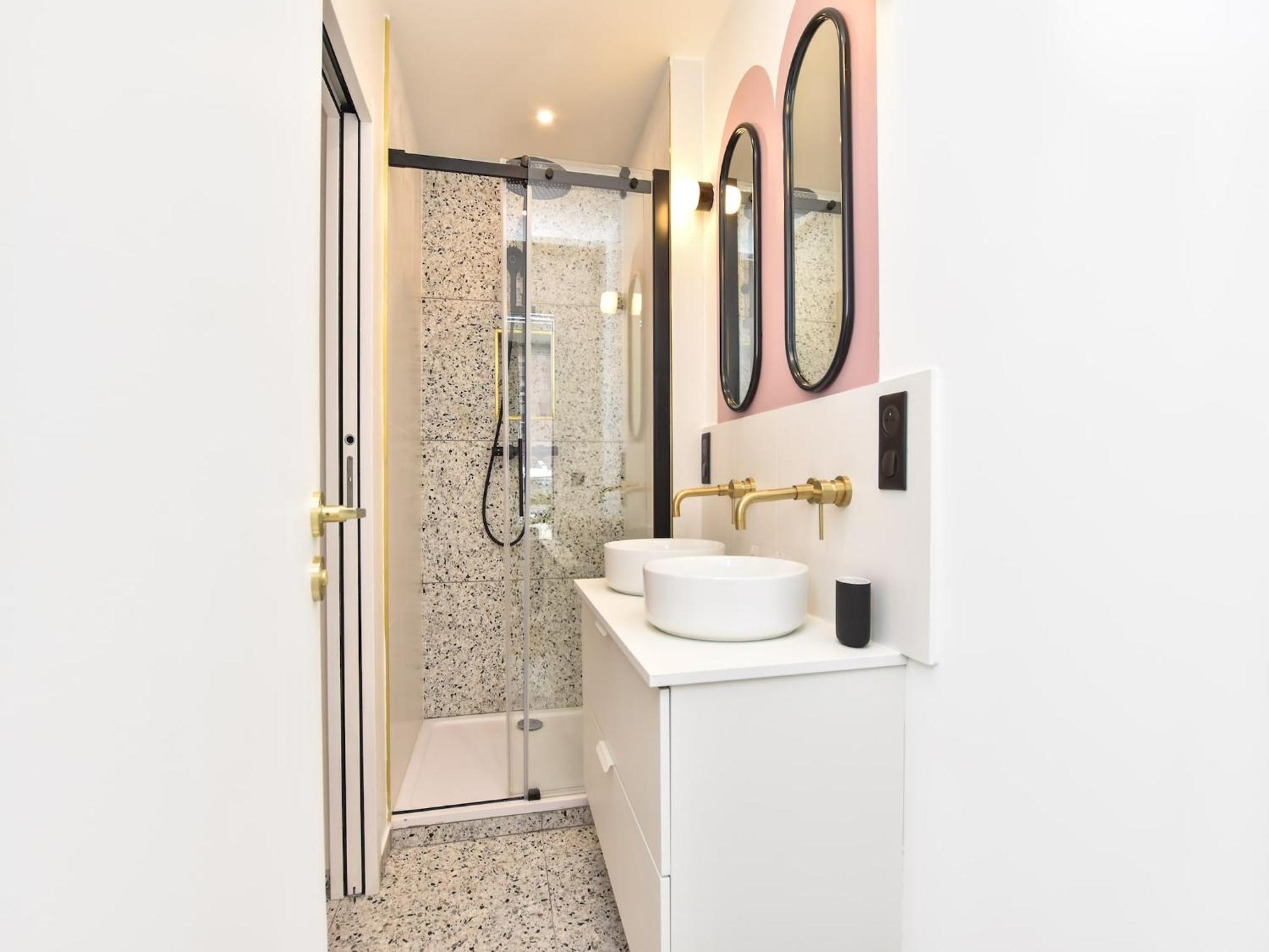 Charming And Cosy Flat Next To The Eiffel Tower Paris